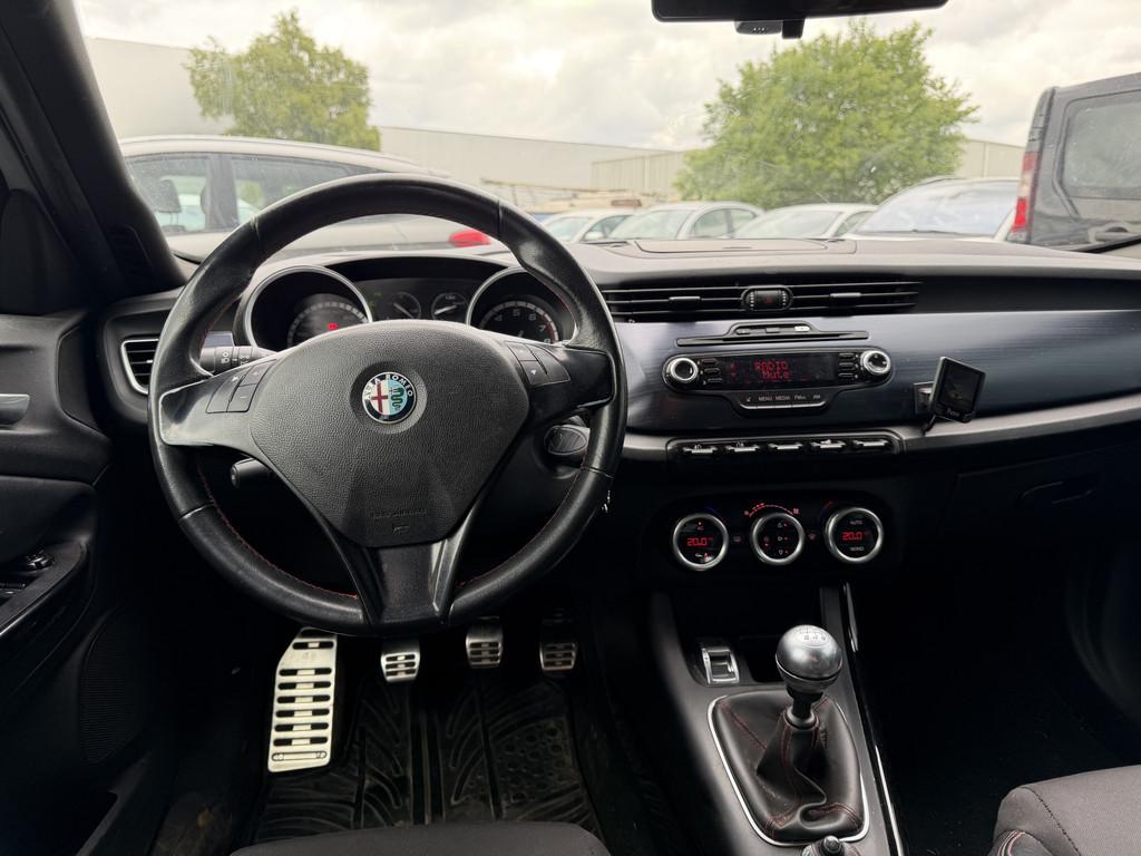 Alfa Romeo Giulietta BJR 2010 1.7 TBi 236 PK Quadrifoglio Ve, Euro 5, Gebruikt, 1295 kg, 4 cilinders