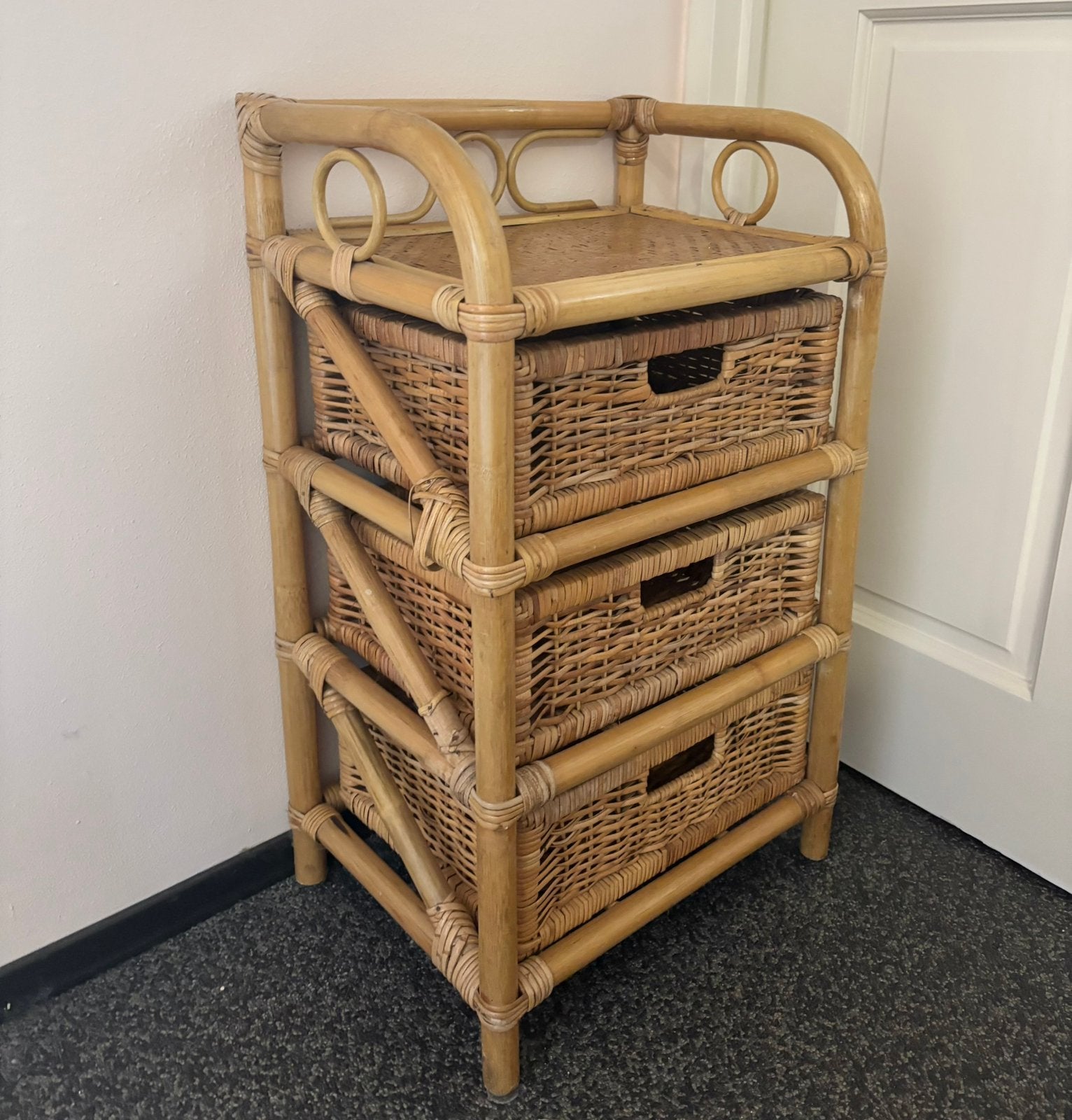Vintage rotan ladekastje, Ophalen, 50 tot 100 cm, Zo goed als nieuw, Minder dan 100 cm