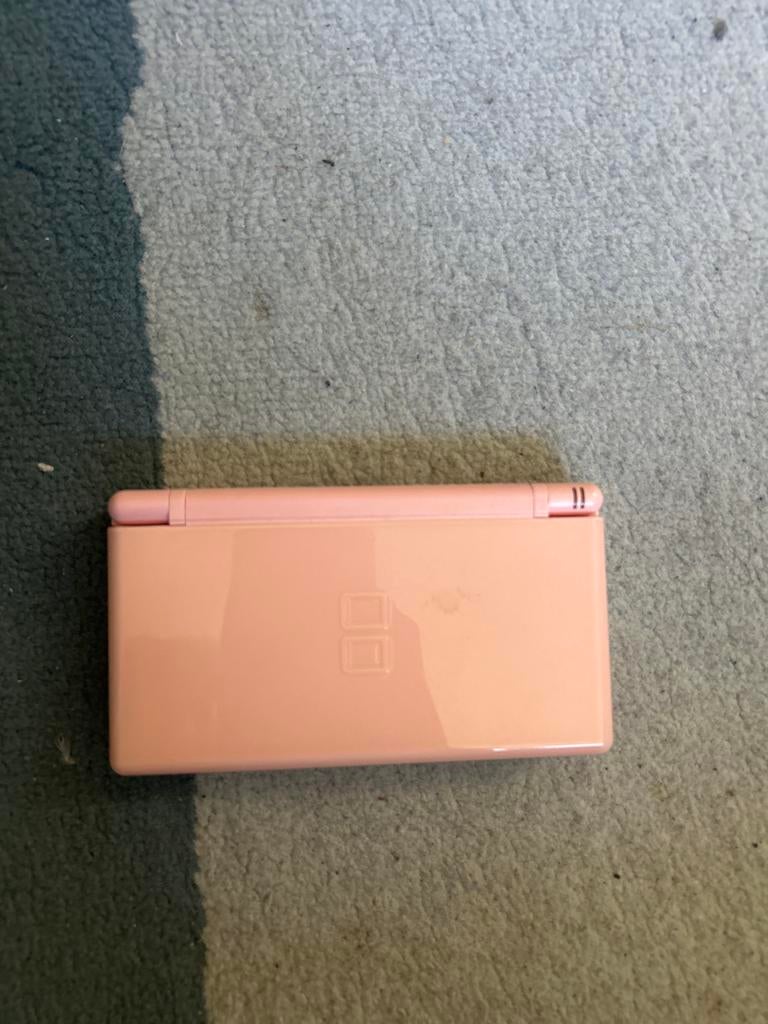 Nintendo DS Lite Roze met extra pen en beschermhoes, Spelcomputers en Games, Spelcomputers | Nintendo DS, Gebruikt, Ophalen of Verzenden