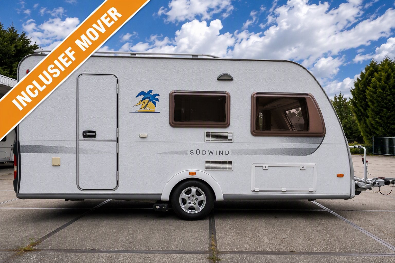 KNAUS Sudwind 420QD vast bed HEKI-2 voortent 2x fietsenrek, Vast bed, Treinzit, Particulier, 5 tot 6 meter