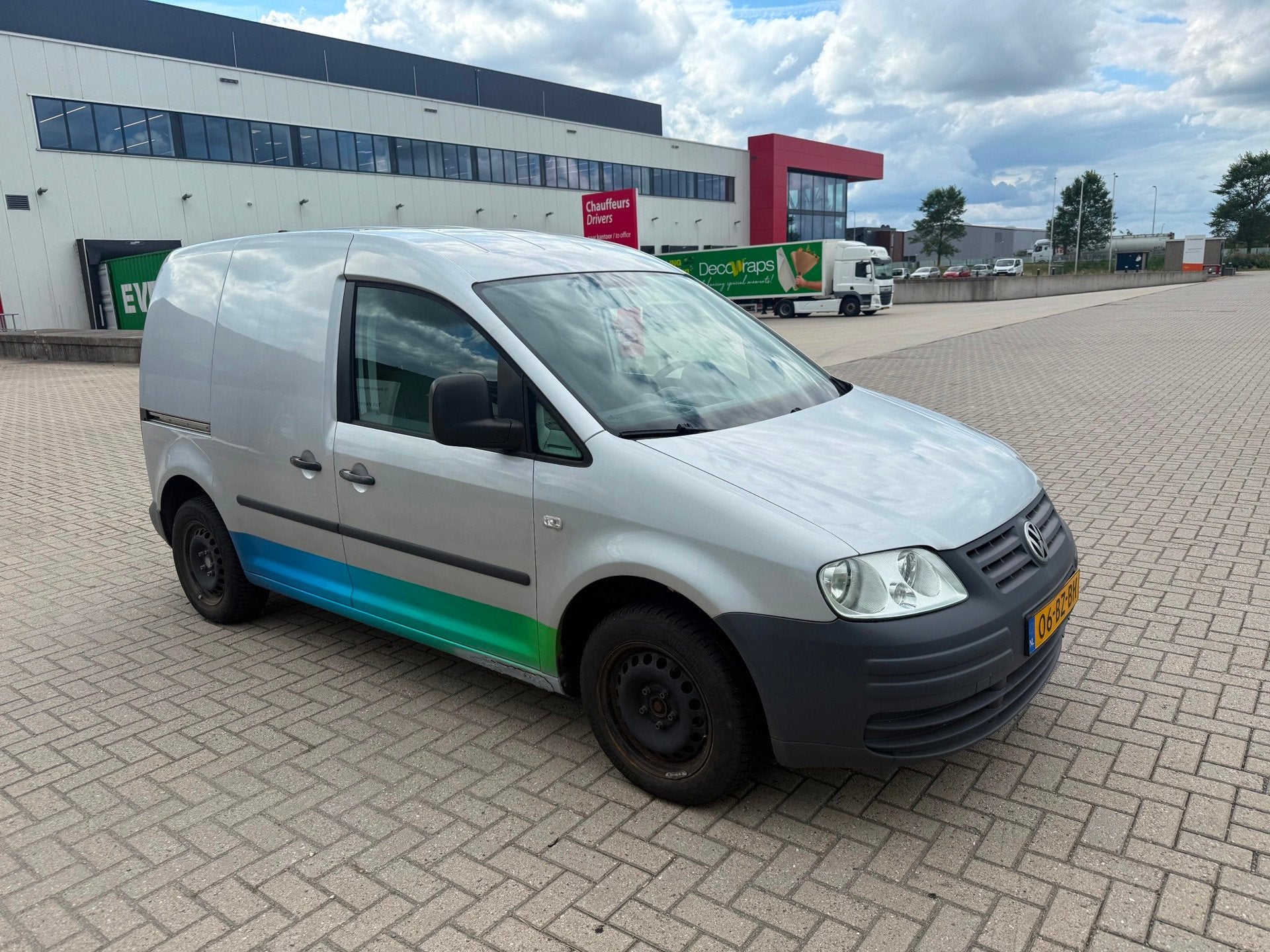 Volkswagen Caddy 2.0 SDI 154.000 NAP AIRCO NW APK GRIJS 2006, Auto's, Bestelauto's, Voorwielaandrijving, Gebruikt, 680 kg, 4 cilinders