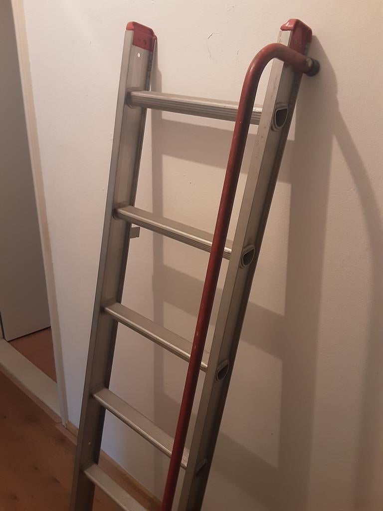 Aluminium ladder 1.70m, Doe-het-zelf en Verbouw, Ophalen, Gebruikt, 4 meter of meer
