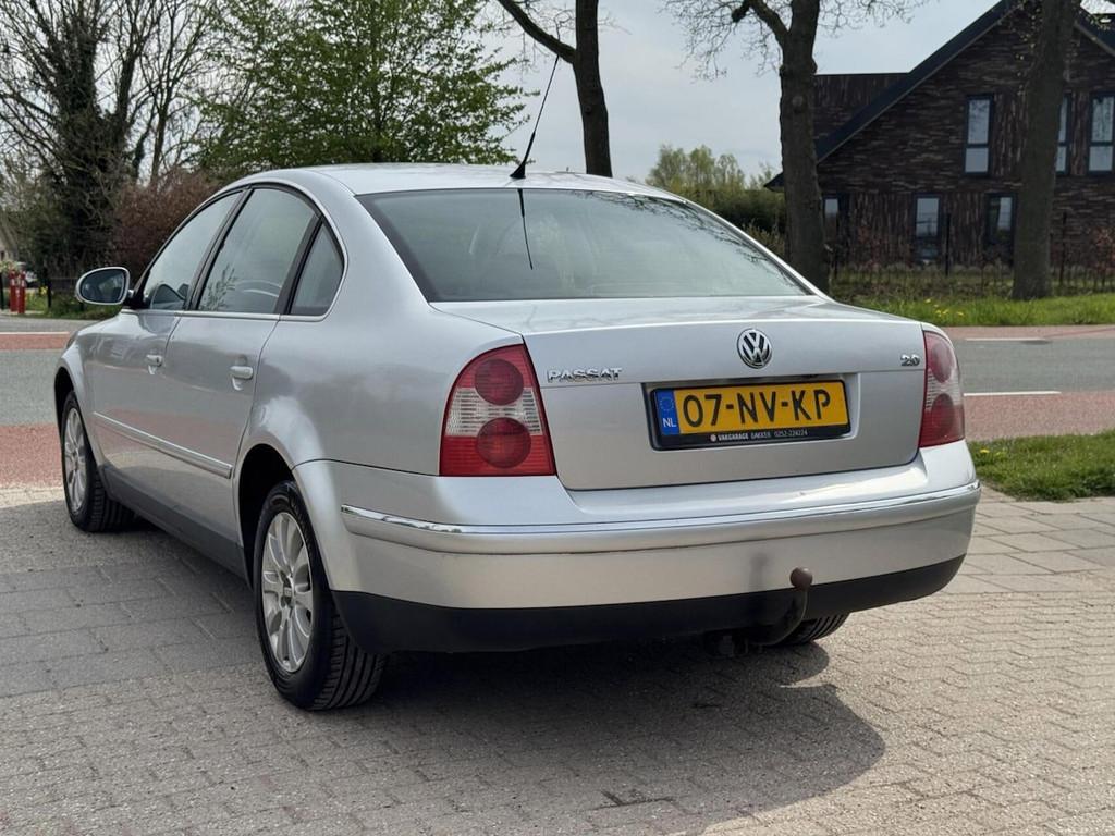 Volkswagen Passat 2.0-20V Athene AIRCO CRUISE TREKHAAK, 1325 kg, Gebruikt, 4 cilinders, 1984 cc