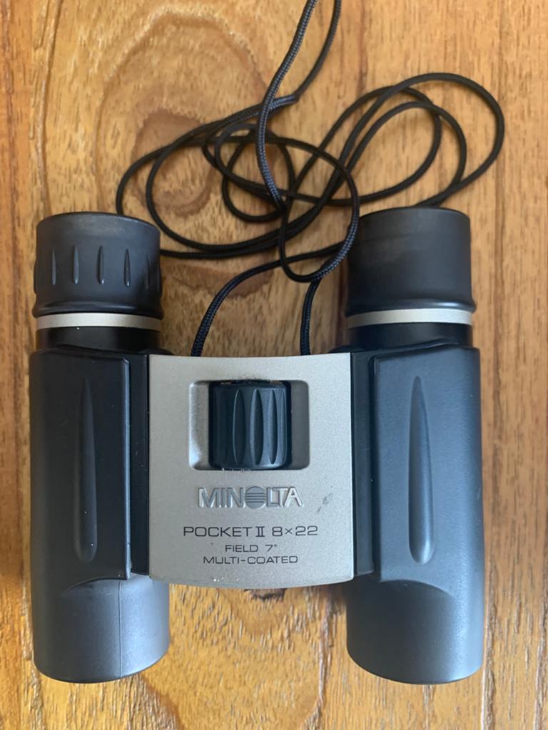 Minolta Pocket II 8x22 Verrekijker met hoes, Gebruikt, Ophalen of Verzenden, Met hoes of tas, Dakkant (recht)