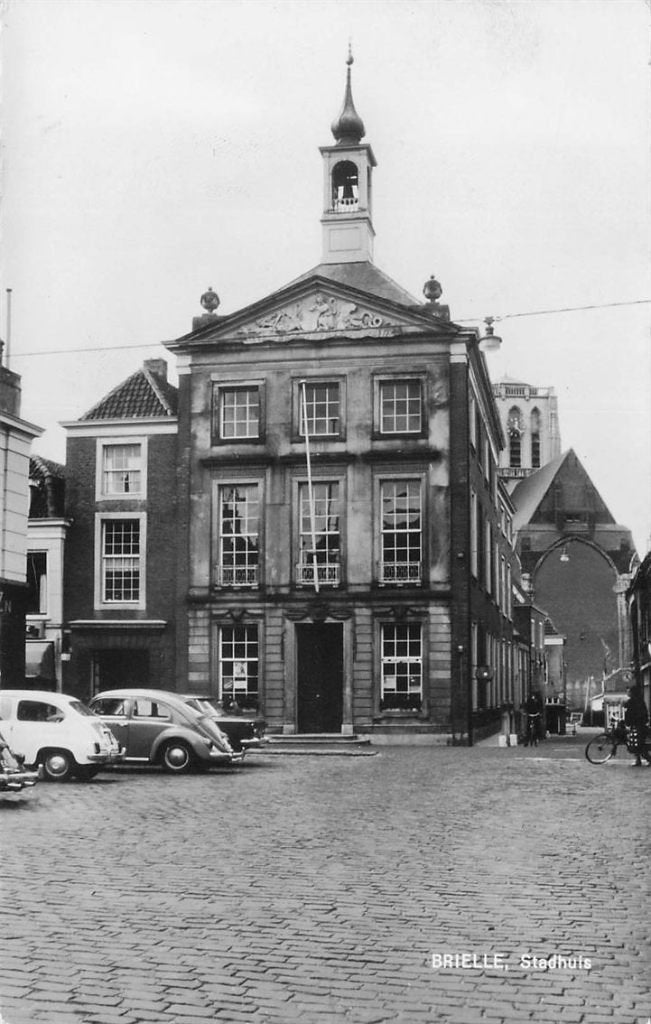 702-310-037 Brielle Stadhuis, Verzamelen, Verzenden, Voor 1920, Zuid-Holland