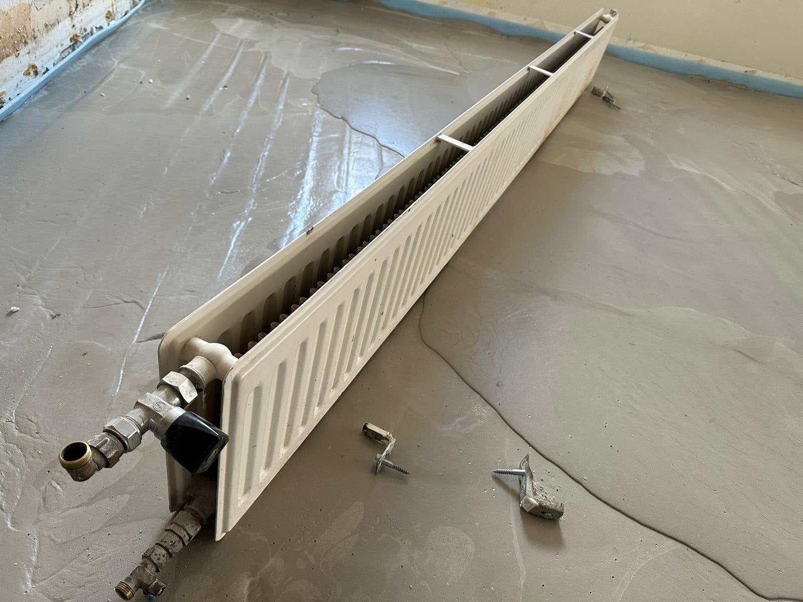 Radiator / verwarming 30x256, Ophalen, Radiator, 30 tot 80 cm