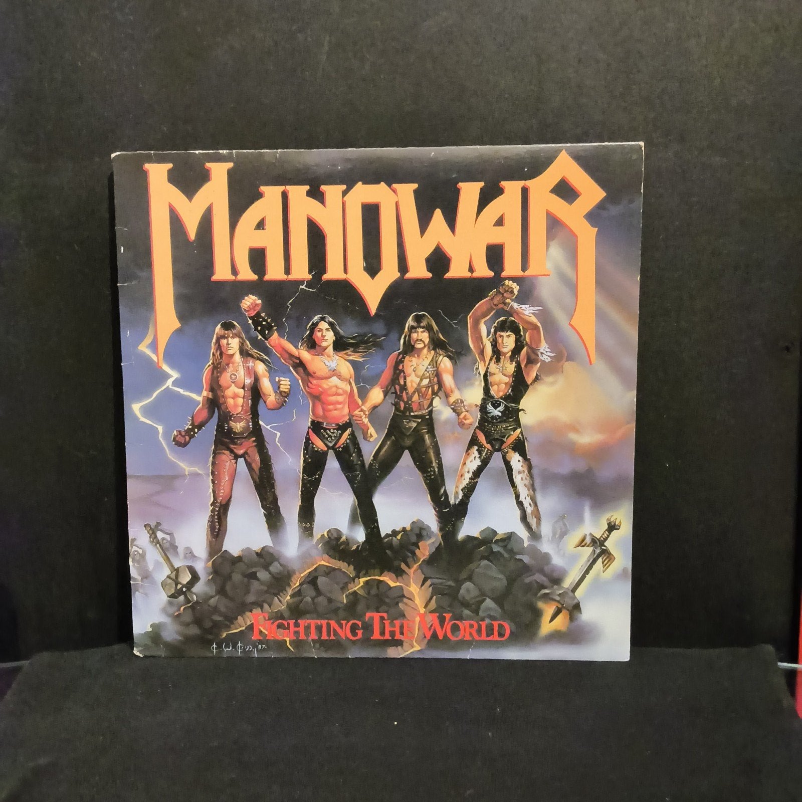 Manowar- Fighting The World. Vaste prijs €23., LP, Heavy metal, Ophalen of Verzenden, Zo goed als nieuw