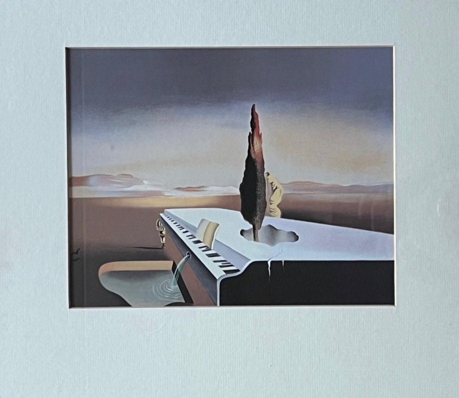 Reproductie Dalí: Fontein stromend uit een piano (1932), Antiek en Kunst, Ophalen