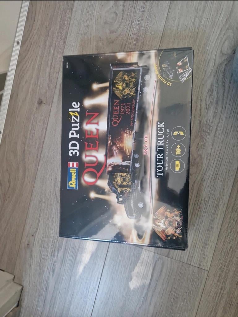 Revell 3D Puzzle Queen Tour Truck - Nieuw in doos!, Hobby en Vrije tijd, Modelbouw | Auto's en Voertuigen, Revell, Groter dan 1:32