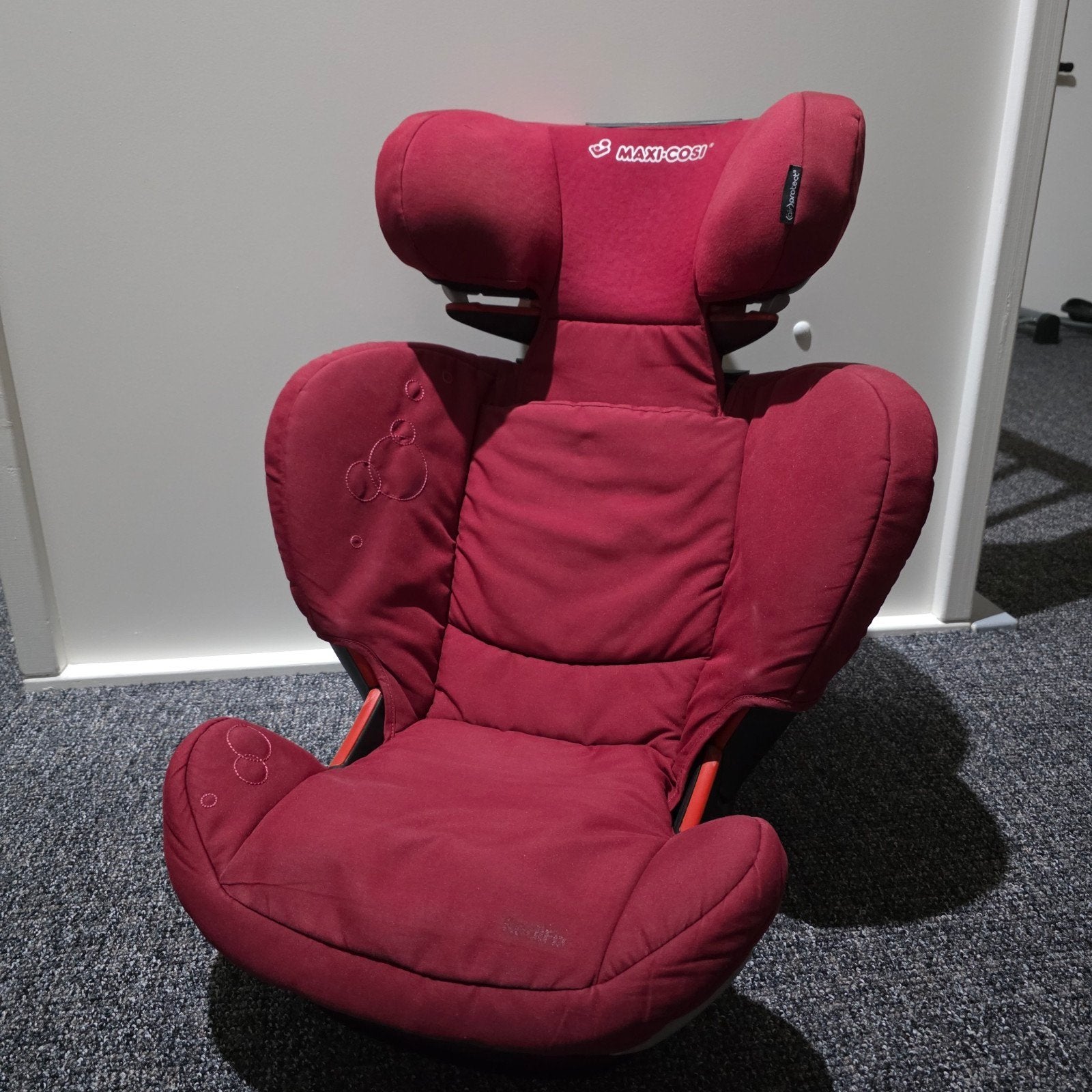 Maxi-Cosi RodiFix autostoel - Rood, Ophalen, Gebruikt, 15 t/m 36 kg, Verstelbare rugleuning