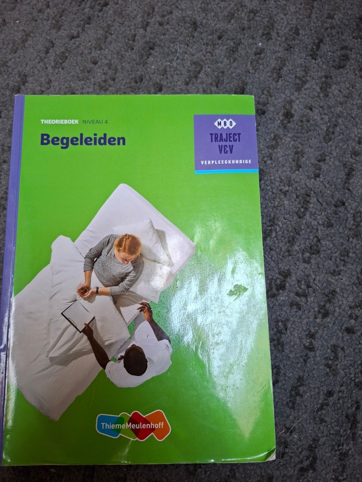 Theorieboek MBO Verpleegkunde - Begeleiden (Traject V&V), Boeken, Ophalen of Verzenden, Beta, Gelezen, MBO
