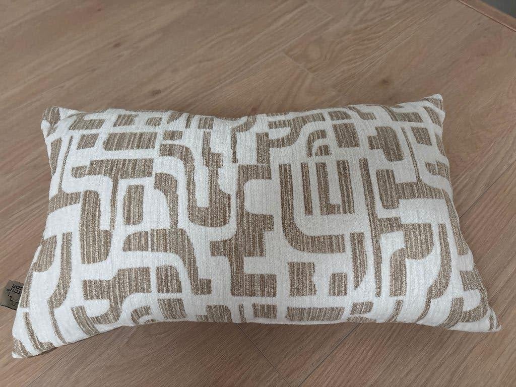 Sierkussen 20x30cm, dutch decor, beige & bruin, japandi, Huis en Inrichting, Beige, Afneembare hoes, Nieuw, Ophalen of Verzenden