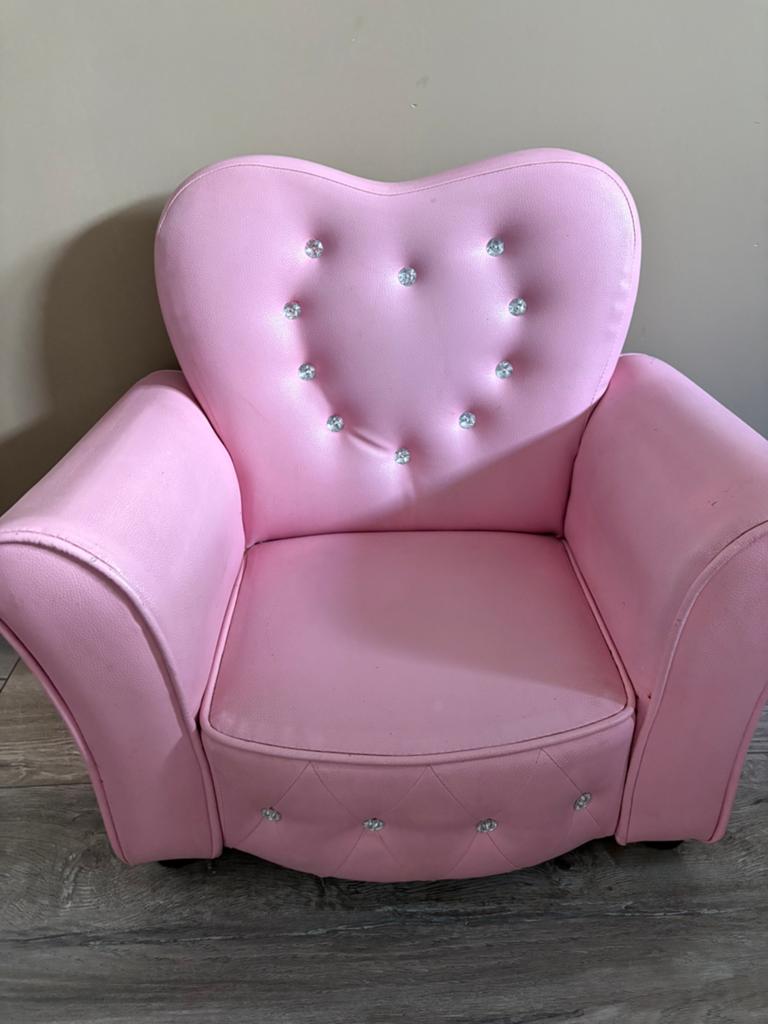 Roze kinderstoel met hartvormige rugleuning, Ophalen, Gebruikt, Stoel