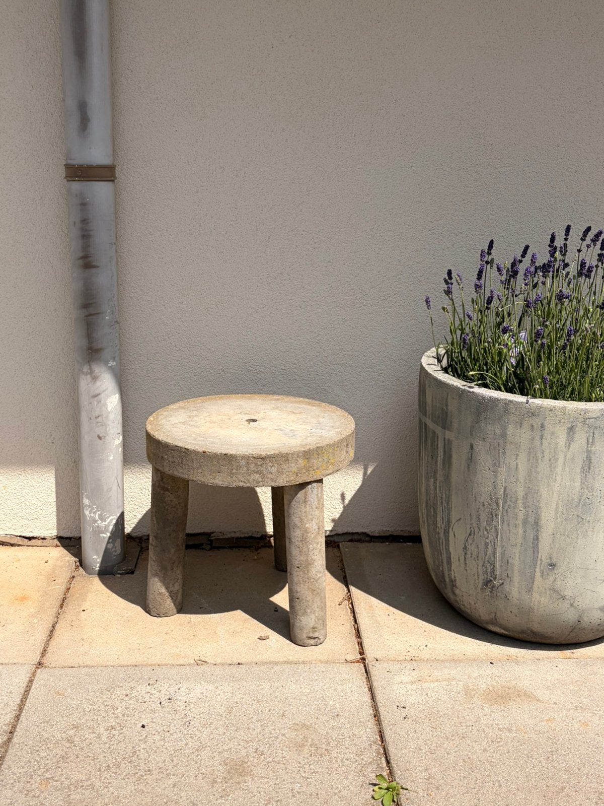 Robuust betonnen krukje voor tuin of terras, Ophalen, Gebruikt