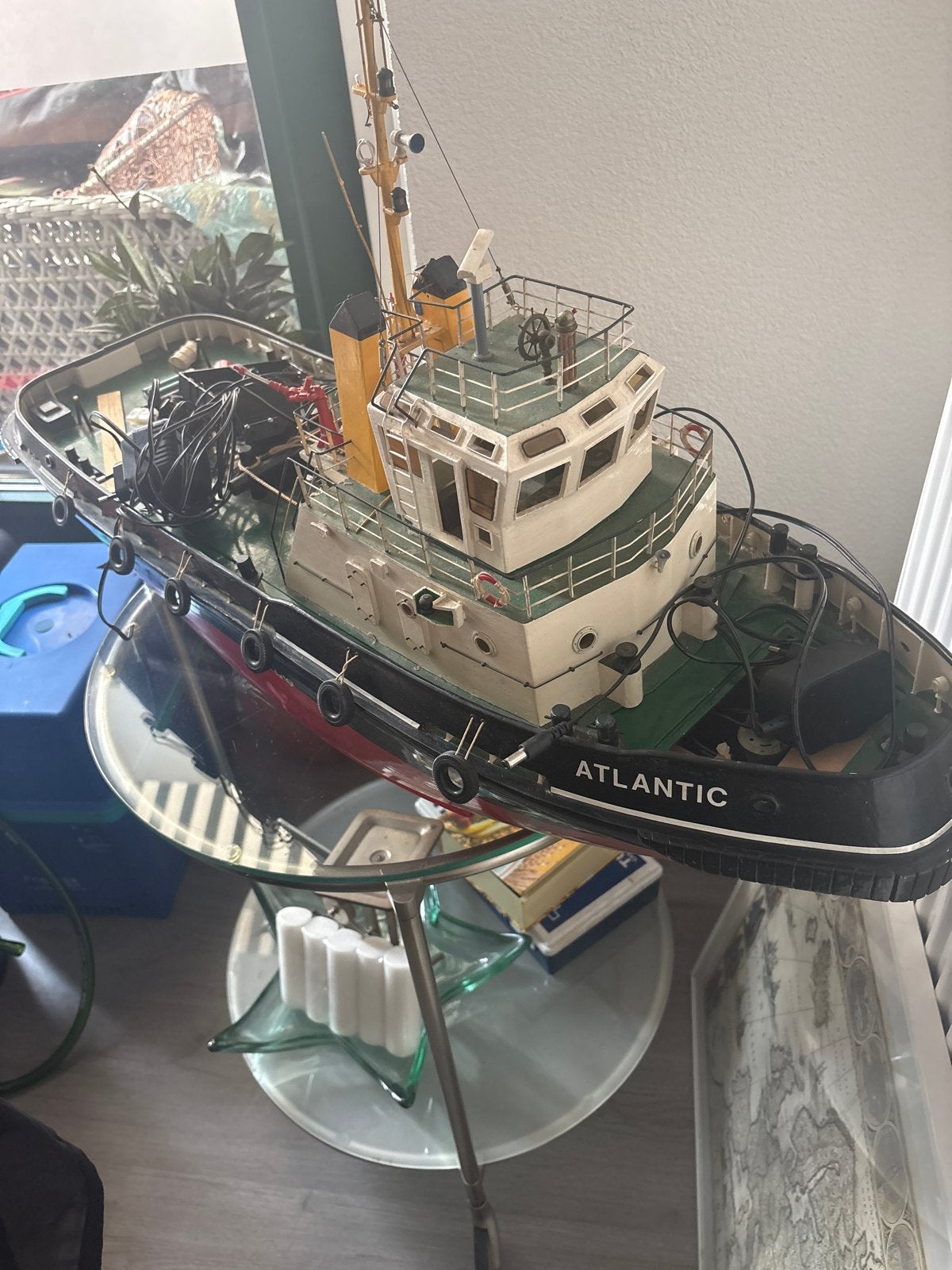 Gedetailleerd model van sleepboot 'Atlantic', Hobby en Vrije tijd, Modelbouw | Boten en Schepen, Ophalen of Verzenden, Gebruikt
