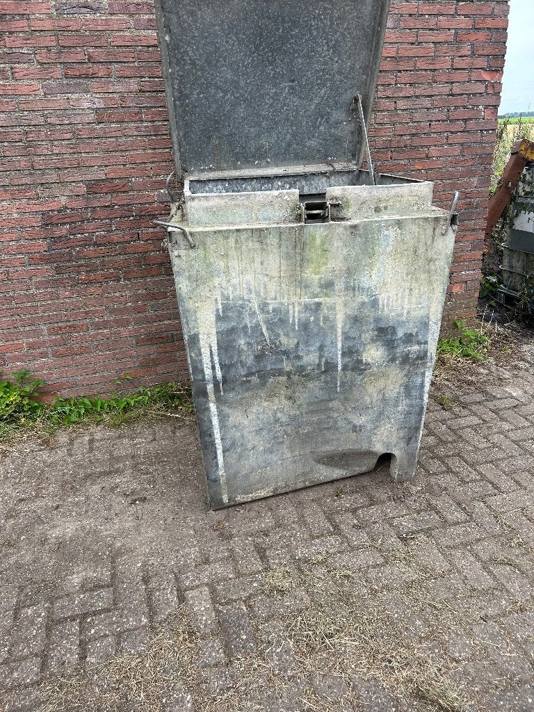 bouwwaterput, Ophalen, Gebruikt, Kraan