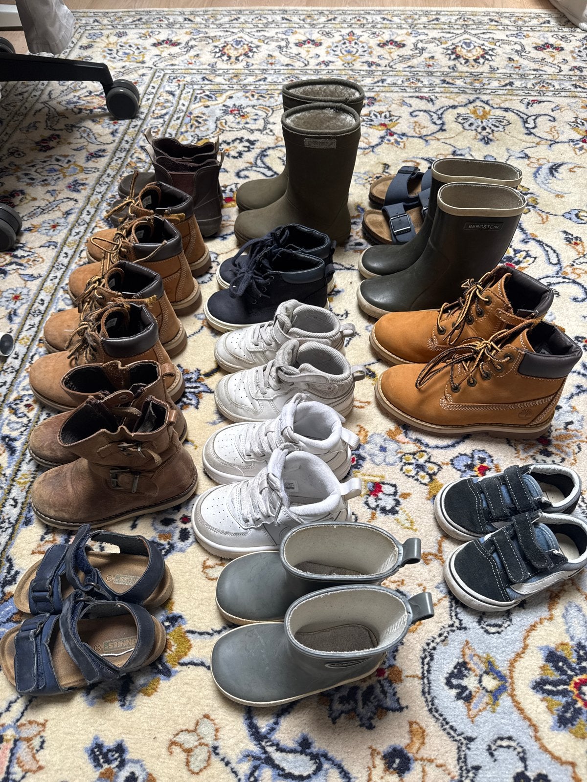 Diverse jongensschoenen - Laarzen, sneakers, sandalen, Kinderen en Baby's, Schoenen, Ophalen of Verzenden, Zo goed als nieuw, Jongen