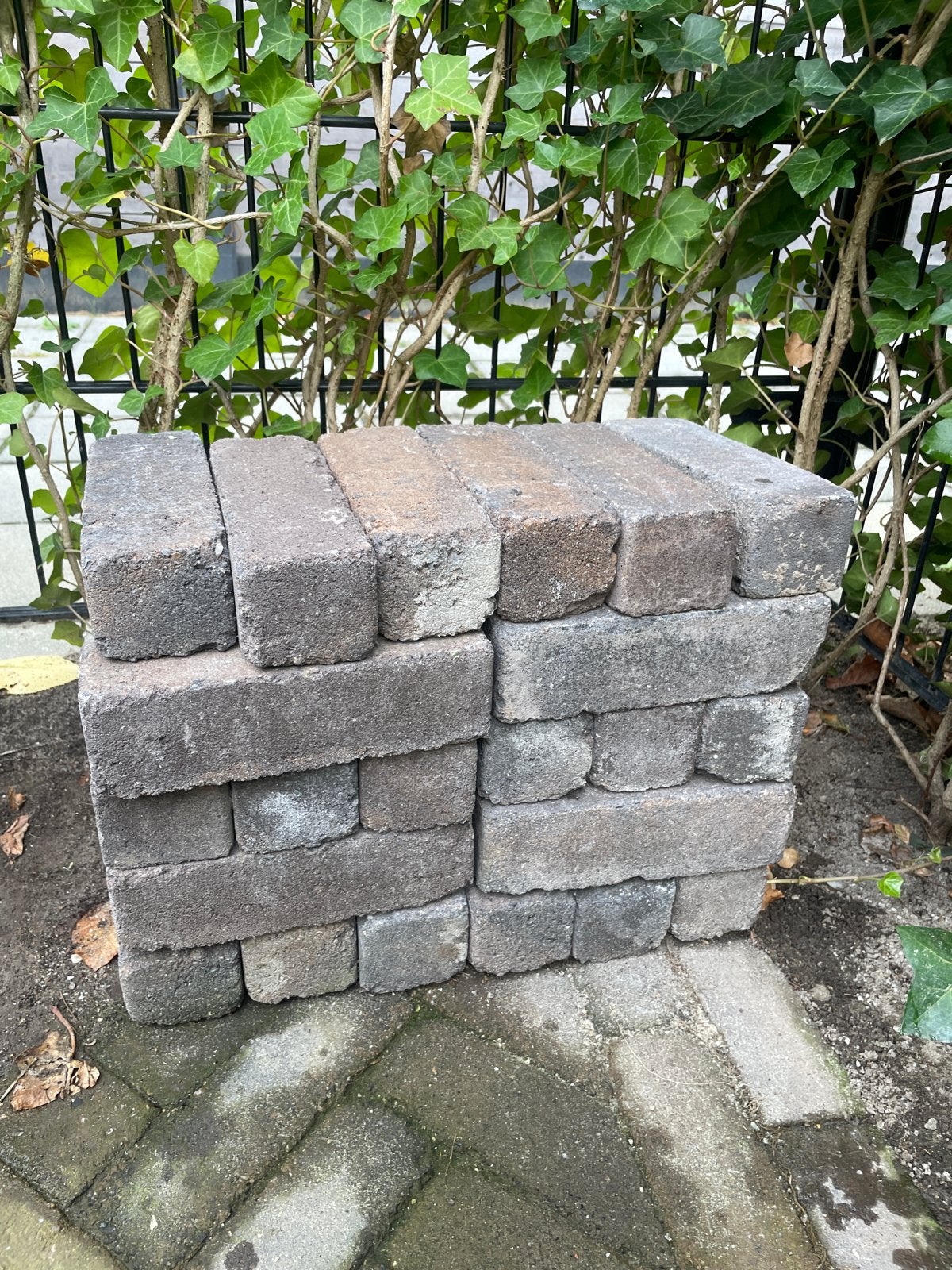 GRATIS waaltjes af te halen in Veldhoven, Tuin en Terras, Tegels en Klinkers, Ophalen, Gebruikt, Klinkers, Minder dan 5 m²