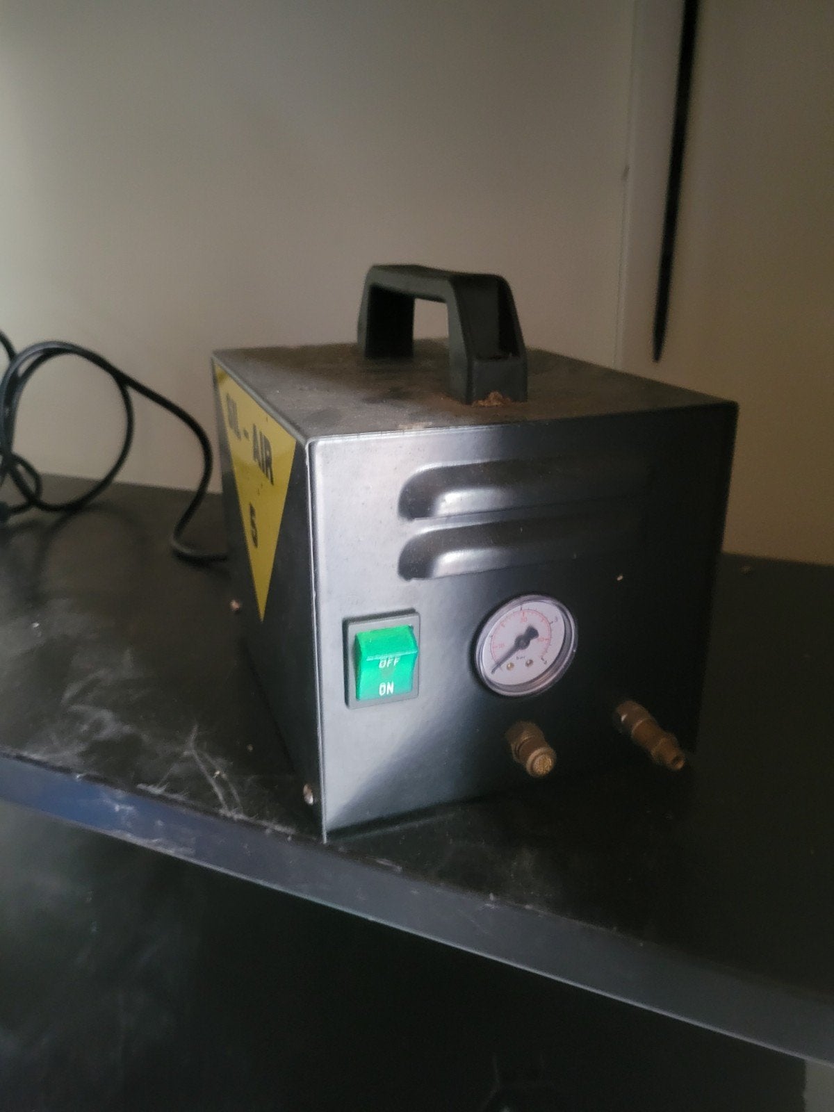 kleine airbrush compressor, Minder dan 25 liter, Ophalen, Minder dan 200 liter/min