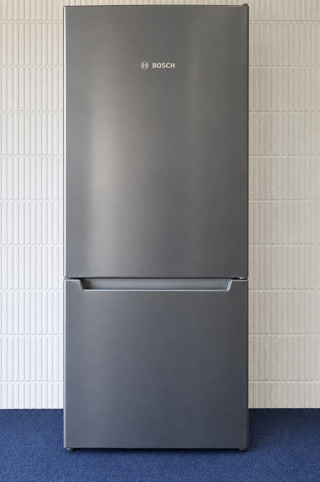 Bosch Koel-vriescombinatie met NoFrost RVS look, Ophalen, 200 liter of meer, 60 cm of meer, Met aparte vriezer