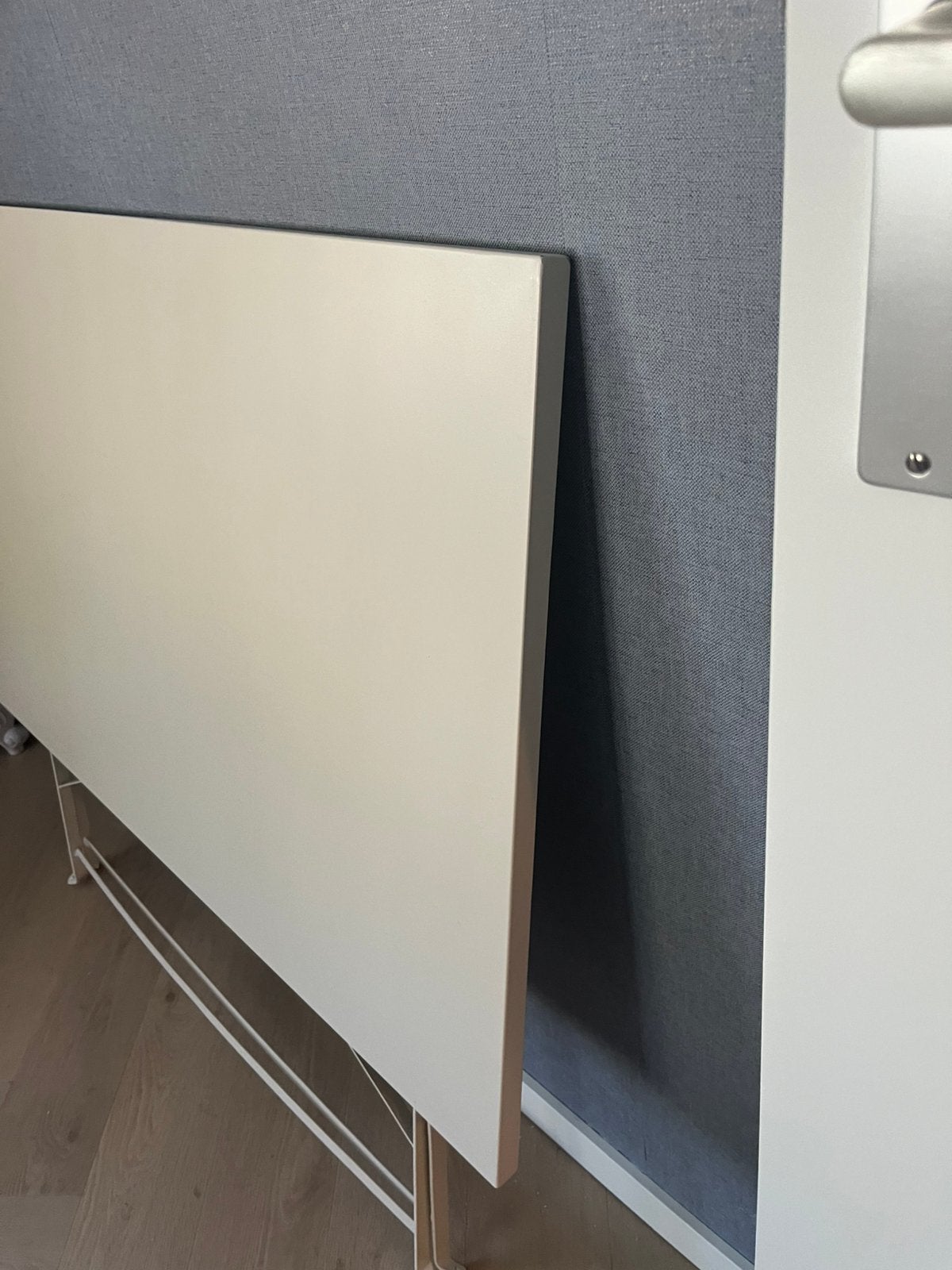 Licht gewicht stalen inklap tafel, Huis en Inrichting, Tafels | Eettafels, Ophalen, Zo goed als nieuw, Rechthoekig, 50 tot 100 cm