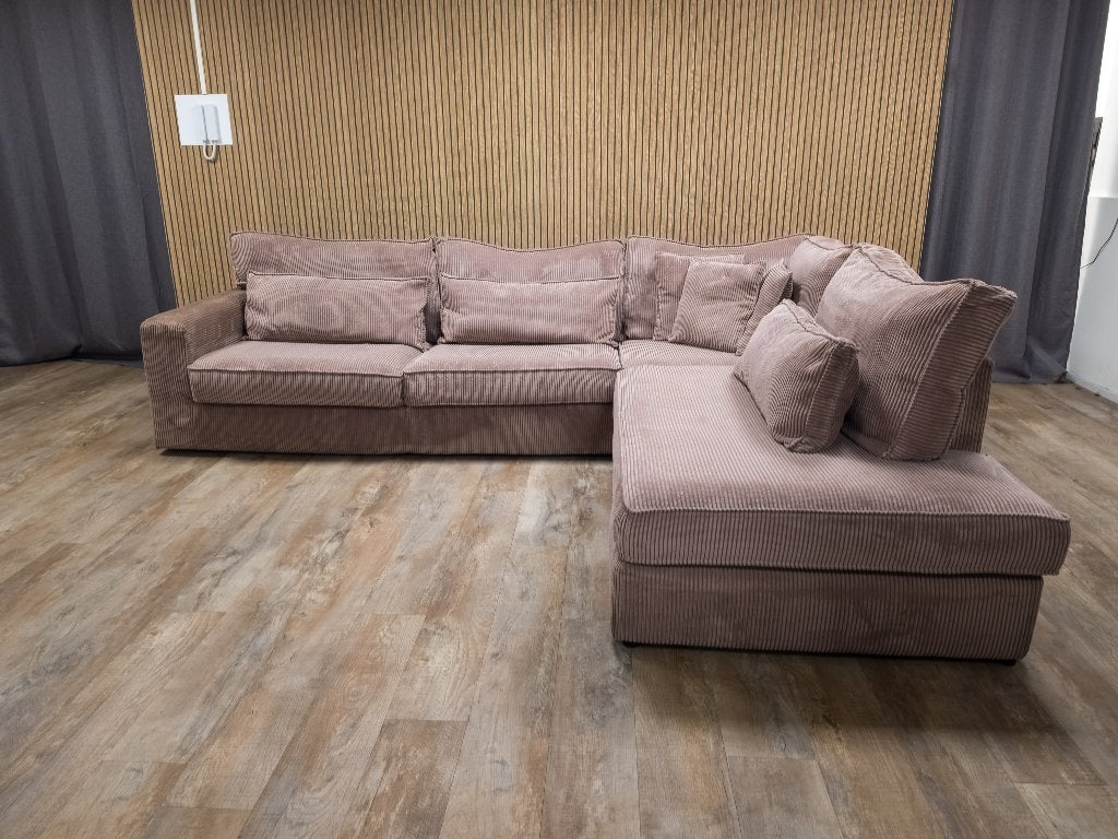 Zeer Mooi Groot Roze RIBSTOF Hoekbank, Info@banxtel.nl, 3194DC, Gebruikt, Overige maten