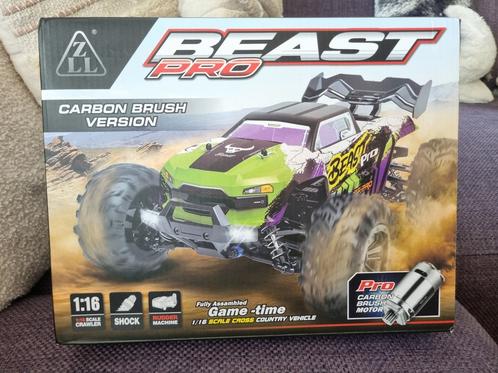 Nieuwe BEAST PRO rc Car 1/16Carbon Brush Scale Crawler rtr, Elektro, Nieuw, Ophalen of Verzenden, RTR (Ready to Run)