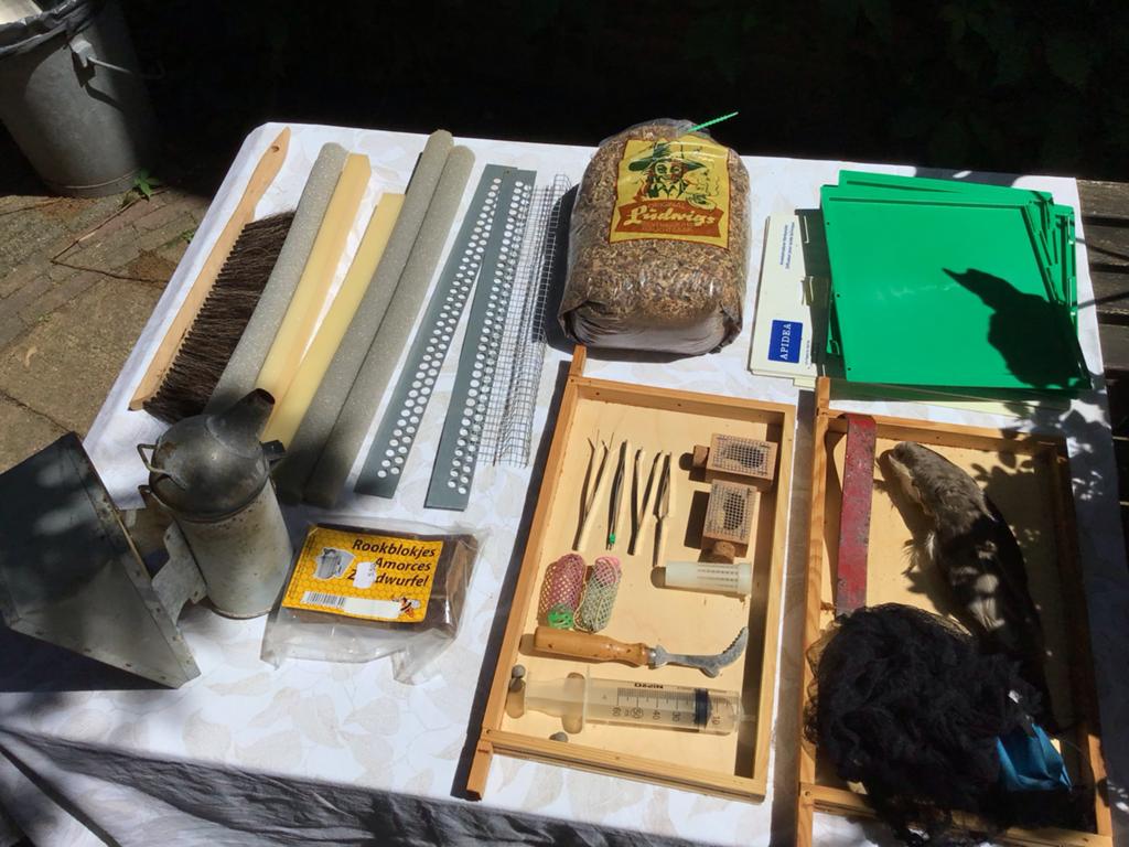 Bijenhouders accessoires, Ophalen of Verzenden, Gebruikt
