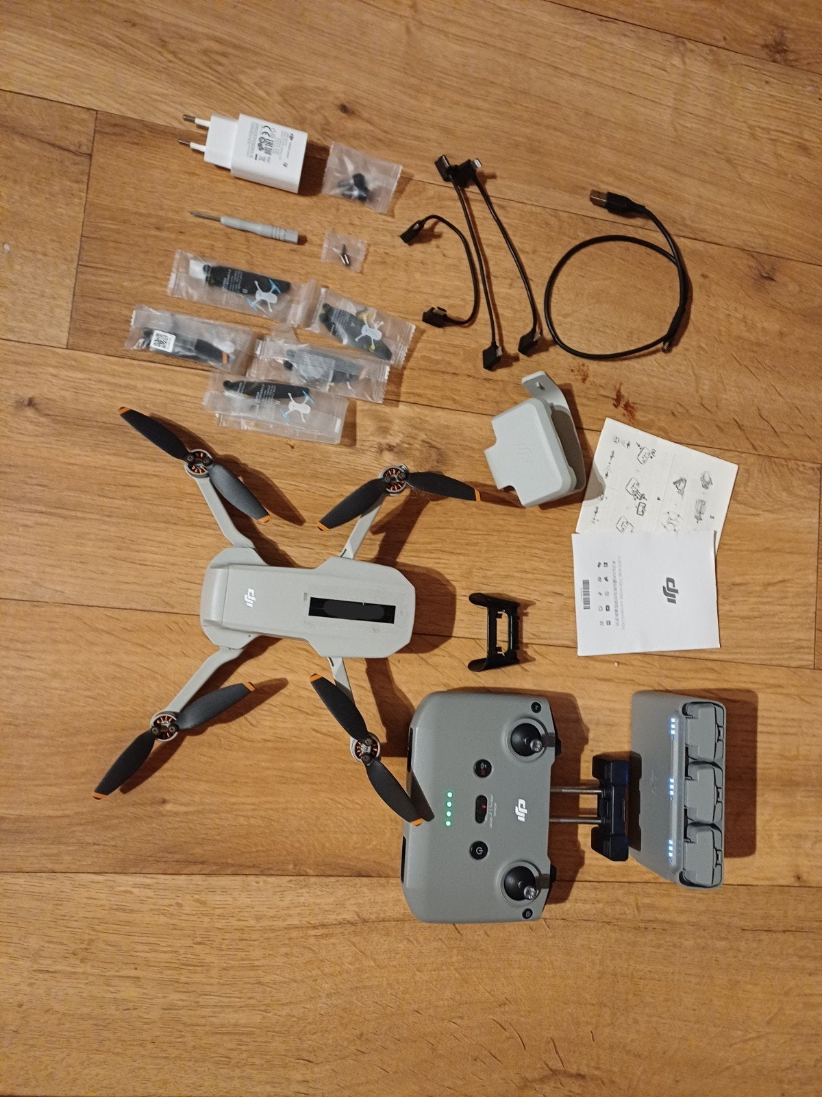 DJI Mini 2 Fly More Combo - Perfect instapmodel!, Ophalen, Cameradrone, 15 tot 30 minuten, Zo goed als nieuw