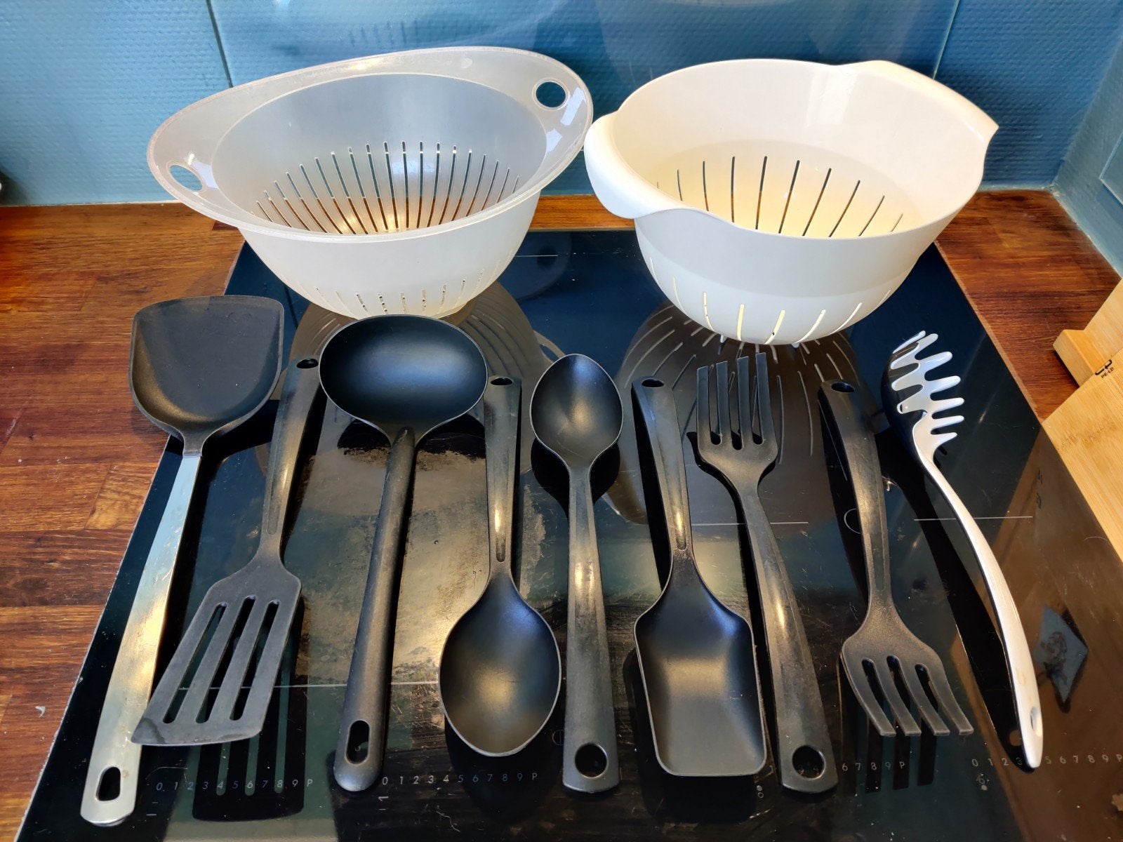 Keukengerei Set - Ideaal voor Starters of Camping, Ophalen of Verzenden, Gebruikt, Kunststof, Zwart