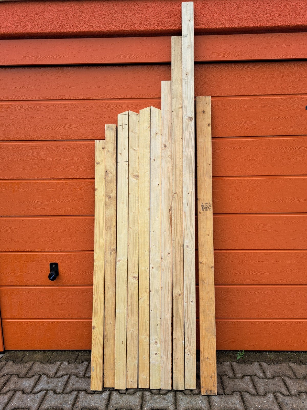Diverse vuren houten balken, Doe-het-zelf en Verbouw, Hout en Planken, Ophalen, Gebruikt, 200 tot 250 cm, 50 mm of meer