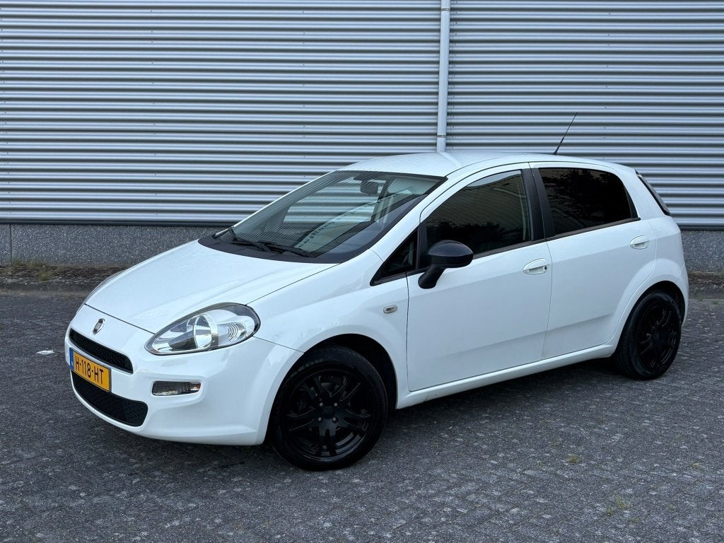 Fiat Punto Evo 1.2 Pop 5 Deurs Distributie V.V. Velgen Org N