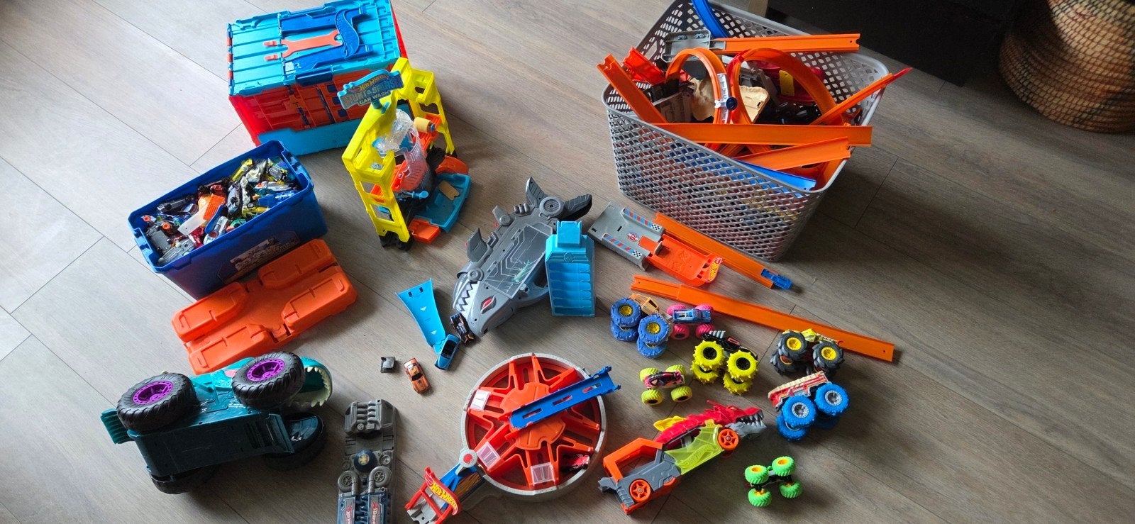 Hot wheels, monster trucks, wrex, Reuze verzameling, Ophalen