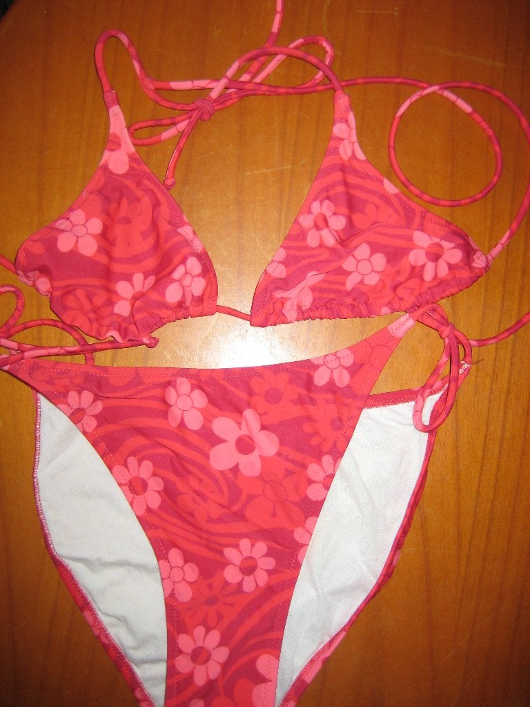 Rode Esprit bikini, Top 36, broek 40, Ophalen of Verzenden, Zo goed als nieuw, Rood, Bikini
