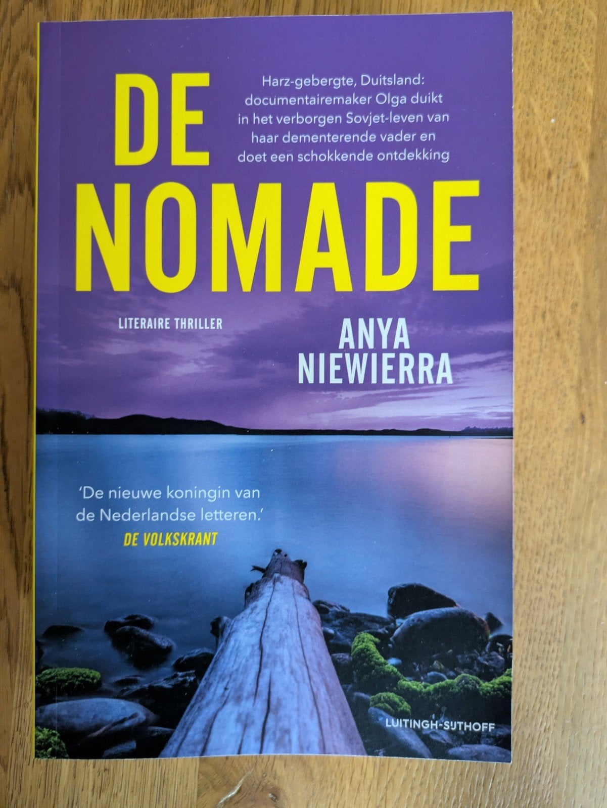 Anya Niewierra - De nomade, Boeken, Ophalen, Zo goed als nieuw, Anya Niewierra