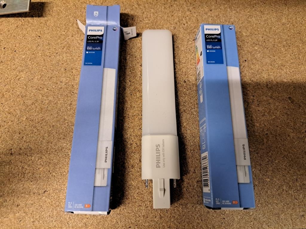 2x Philips Corepro LED PL-S 2P 550 lumen G23 NIEUW, Huis en Inrichting, Lampen | Losse lampen, Ophalen, Led-lamp, Minder dan 30 watt