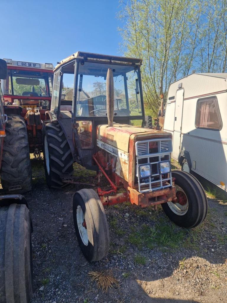Ihc 633/423 smalspoor diversen machines, Ophalen, Oldtimer, McCormick, Tot 80 Pk