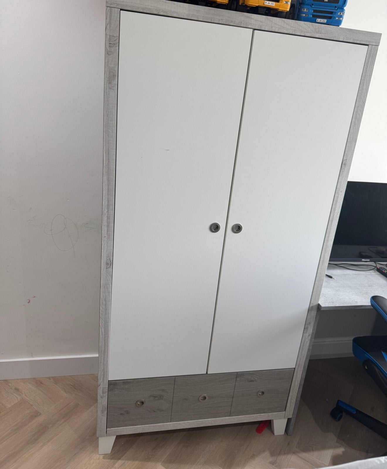 Kinder kleding kast, Zo goed als nieuw, 150 tot 200 cm, 25 tot 50 cm, 50 tot 100 cm