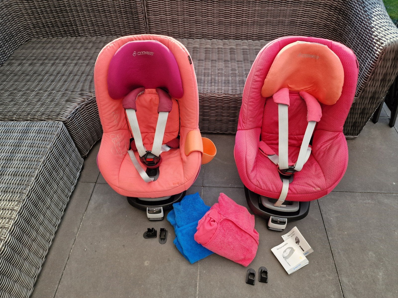 2x Maxi cosi Pearl, Kinderen en Baby's, Autostoeltjes, Ophalen, Gebruikt