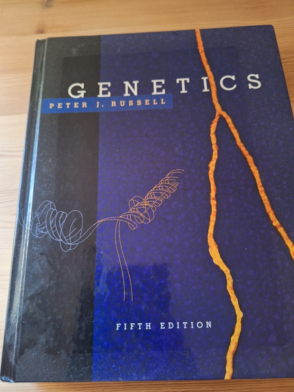 Genetics - Peter J. Russell (Fifth Edition), Boeken, Studieboeken en Cursussen, Peter J. Russell, Zo goed als nieuw, Beta, HBO