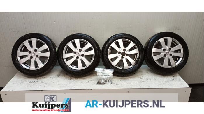 Sportvelgenset + banden van een Suzuki Alto, Auto-onderdelen, Banden en Velgen, Gebruikt, -, -, -
