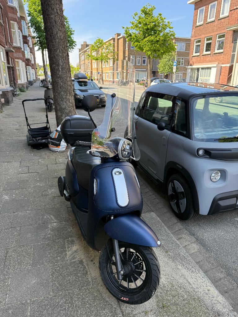 Kymco Filly 50 scooter 2025 met art 4 slot en accessoires, Fietsen en Brommers, Scooters | Kymco, Ophalen, Overige modellen, Maximaal 45 km/u