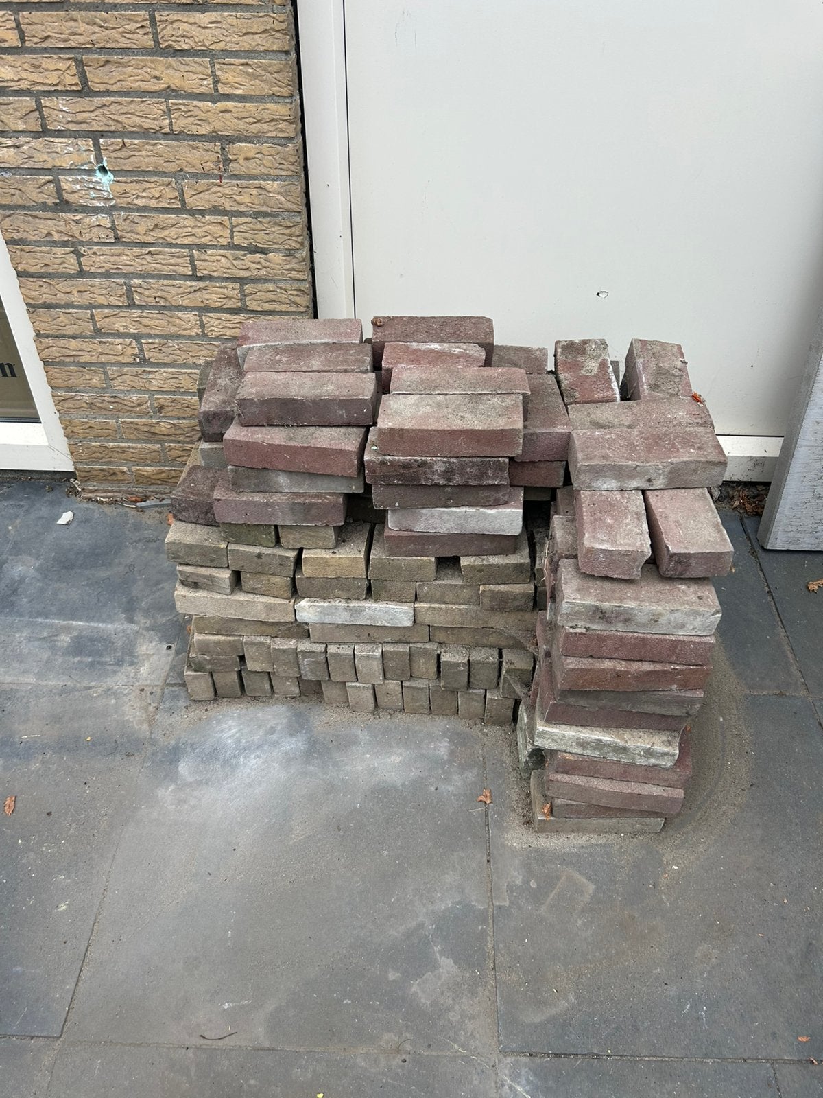 BetonKlinkers gratis afhalen, Tuin en Terras, Ophalen, Zo goed als nieuw, Beton, Klinkers