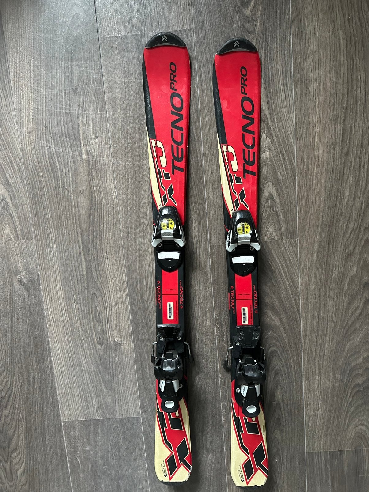 Tecno pro kinderski’s 100cm geslepen en gewaxt, 100 tot 140 cm, Zo goed als nieuw, Ski's, Ophalen