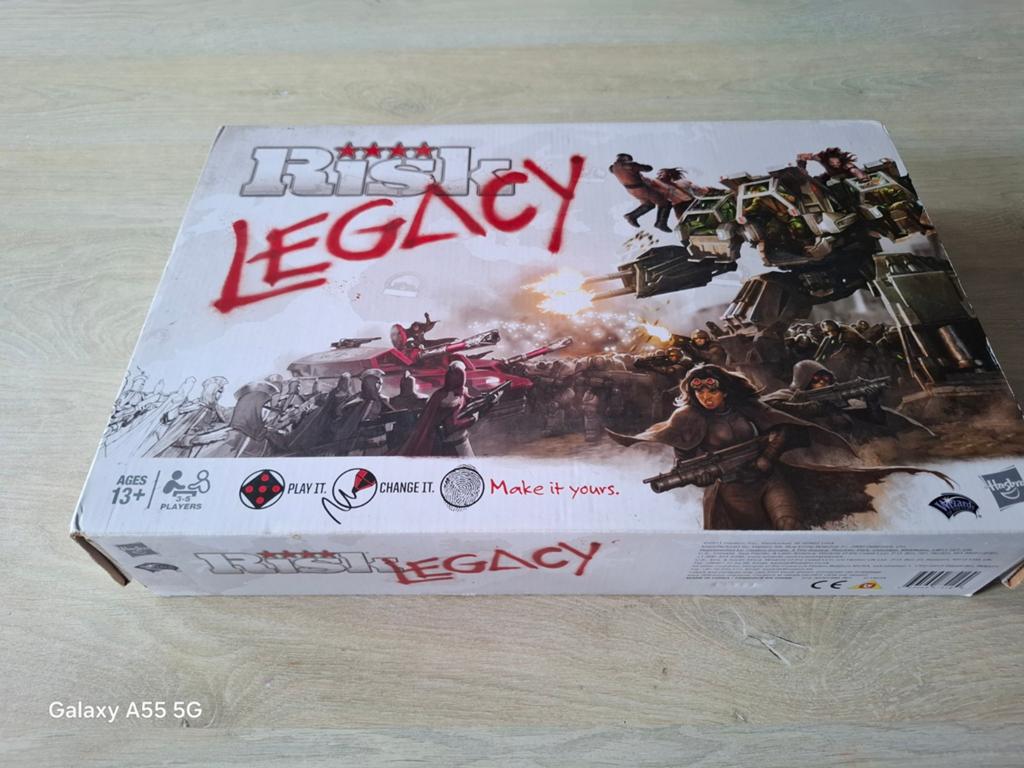 Risk Legacy Bordspel - Unieke Ervaring!, Gebruikt, 1027 Newport Ave, Pawtucket, RI 02861, USA, Ophalen of Verzenden, Drie of vier spelers