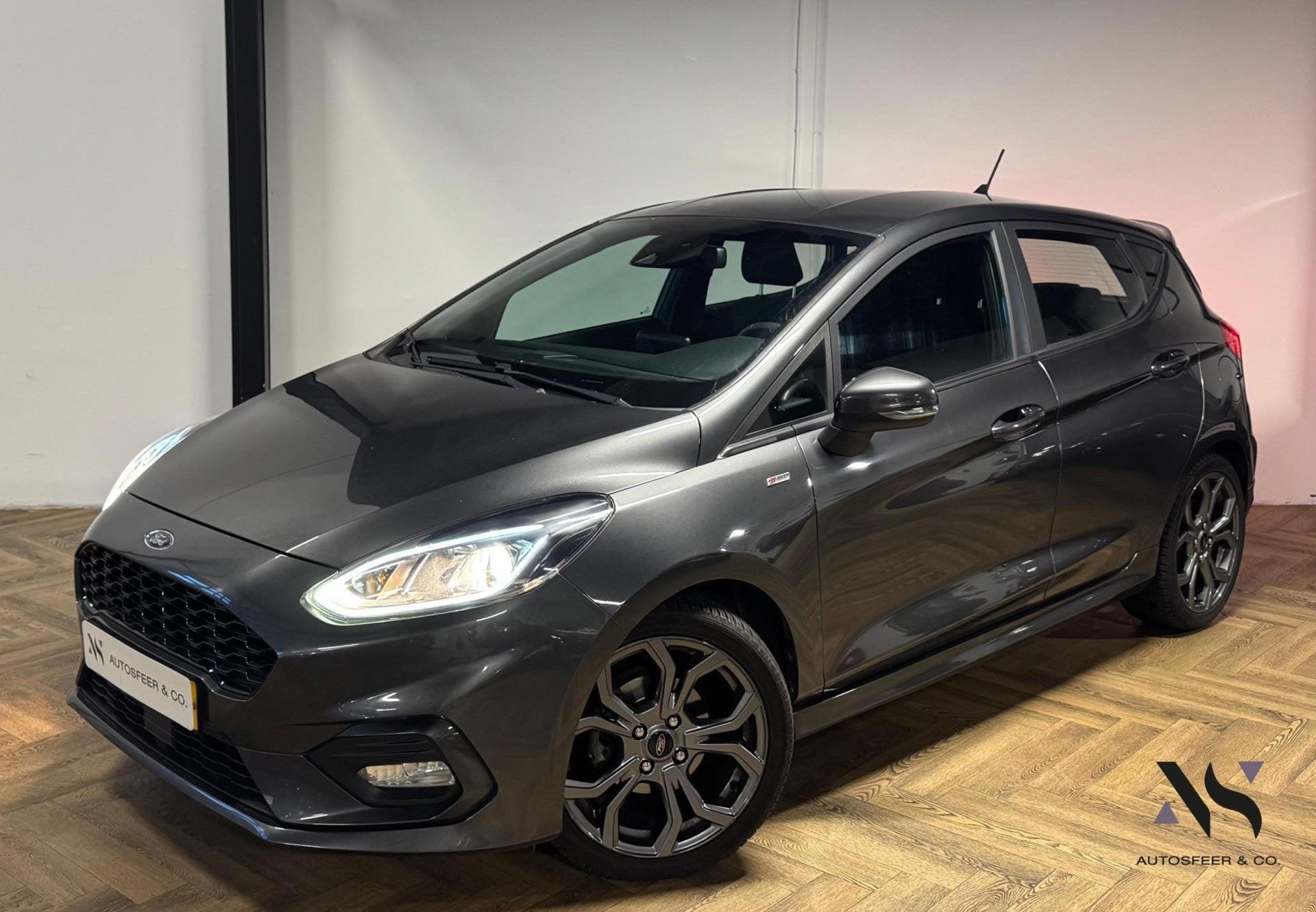Ford Fiesta 1.0 EcoBoost ST-Line KEYLESS PDC NAVI, Auto's, Gebruikt, 49 €/maand, Origineel Nederlands, Handgeschakeld