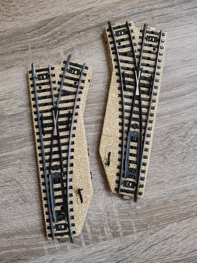 Märklin 5221 handwisselpaar L+R, Hobby en Vrije tijd, Modeltreinen | H0, Wisselstroom, Rails, Ophalen of Verzenden, Zo goed als nieuw