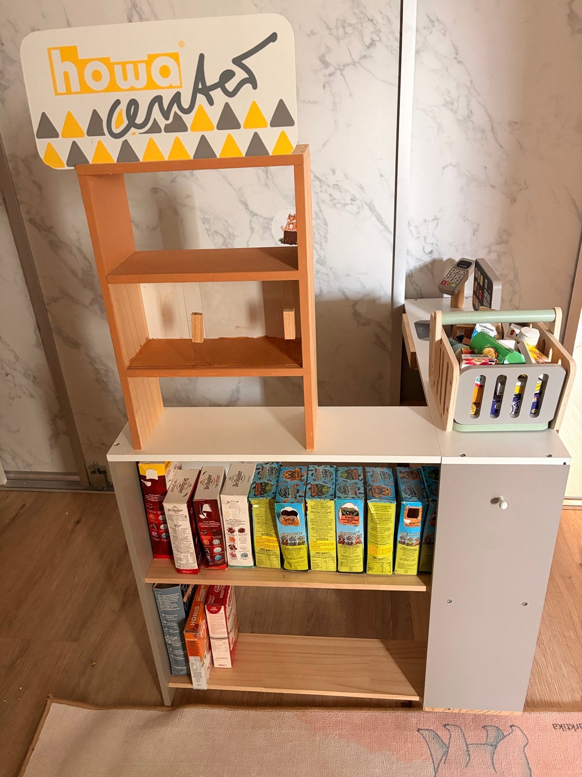 Houten speelgoedwinkel met kassa en accessoires, Ophalen, Gebruikt, Jongen of Meisje