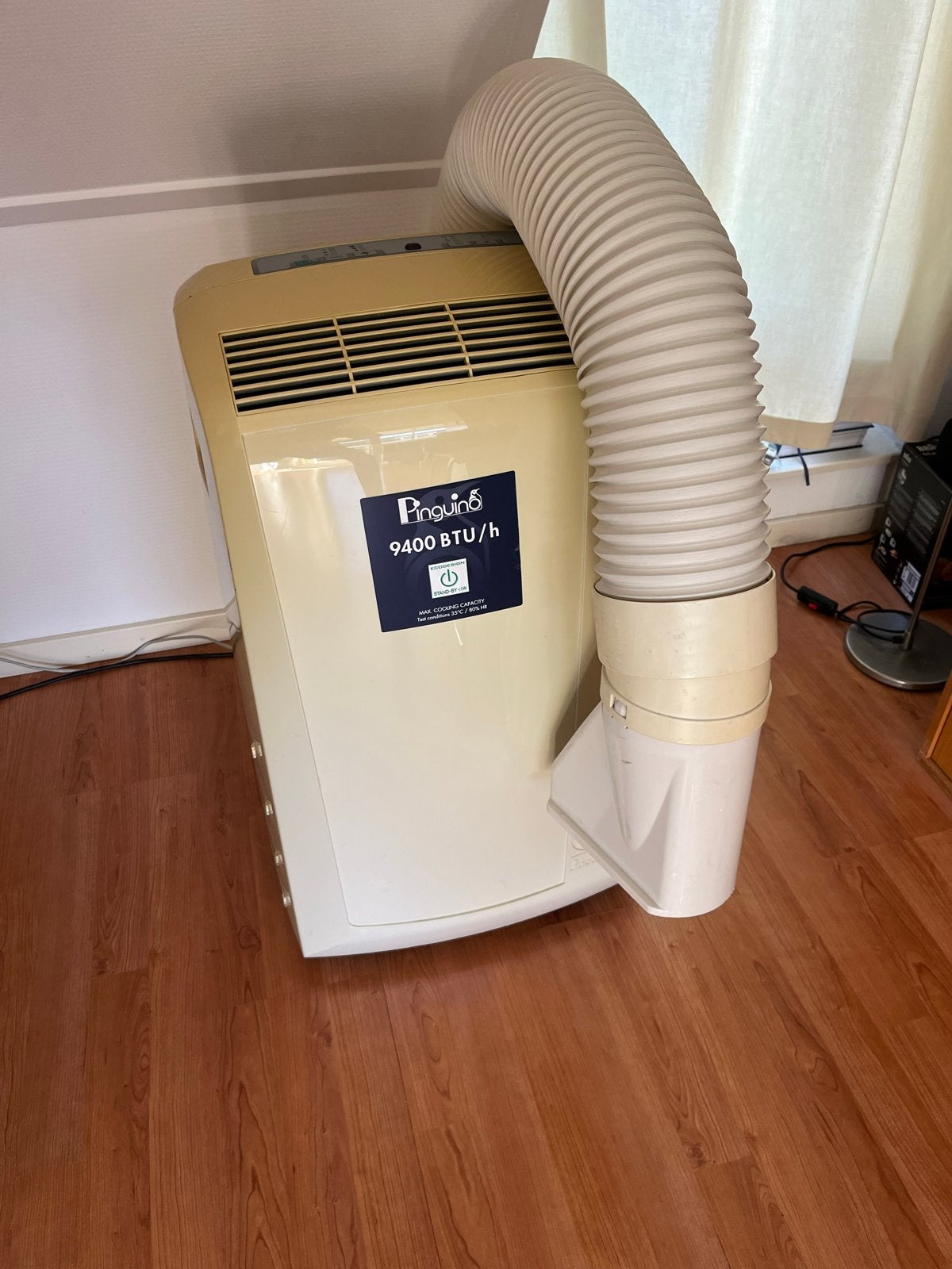 De'Longhi Pinguino Mobiele Airco 9400 BTU/h, Witgoed en Apparatuur, Ophalen, Gebruikt, Minder dan 60 m³, 3 snelheden of meer