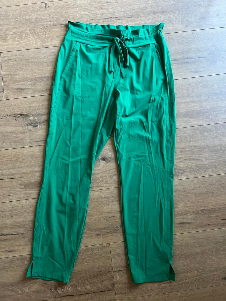 Studio anneloes travelstof broek groen maat L upstairs, Kleding | Dames, Broeken en Pantalons, Maat 42/44 (L), Ophalen of Verzenden